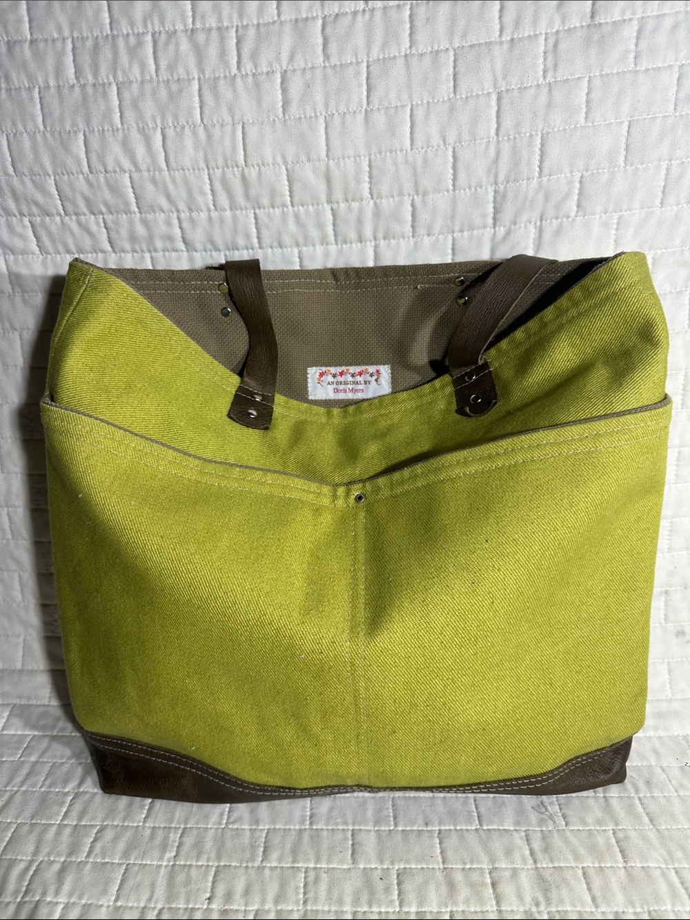Green Canvas Tote Bag with Brown Leather Accents - Unbranded (Doris Myers)